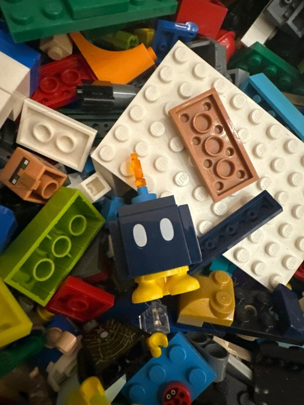 LEGO Bulk Lot Baseplate Brick Mini Figures Minecraft Bomb-Omb Mixed 10 lbs - Picture 7 of 8